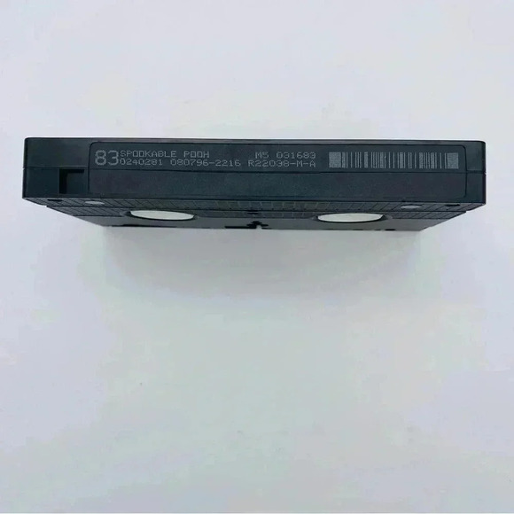 Walt Disney's Winnie the Pooh Spookable Pooh VHS tape, #6783 - Picture 8 of 8